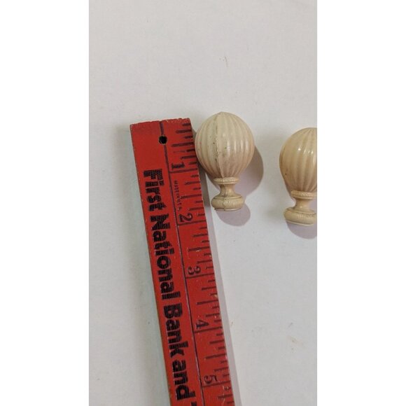 Vintage 1950s Ribbed Celluloid  Plastic Lamp Finials Set Of 2 Beige 2" - Picture 7 of 7
